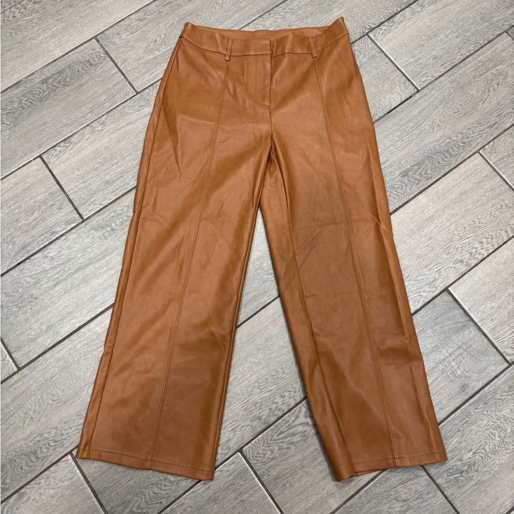 Seven 7 For All Mankind Faux Leather Wide Leg Cropped Pants in Saddle Size Small - Picture 2 of 9